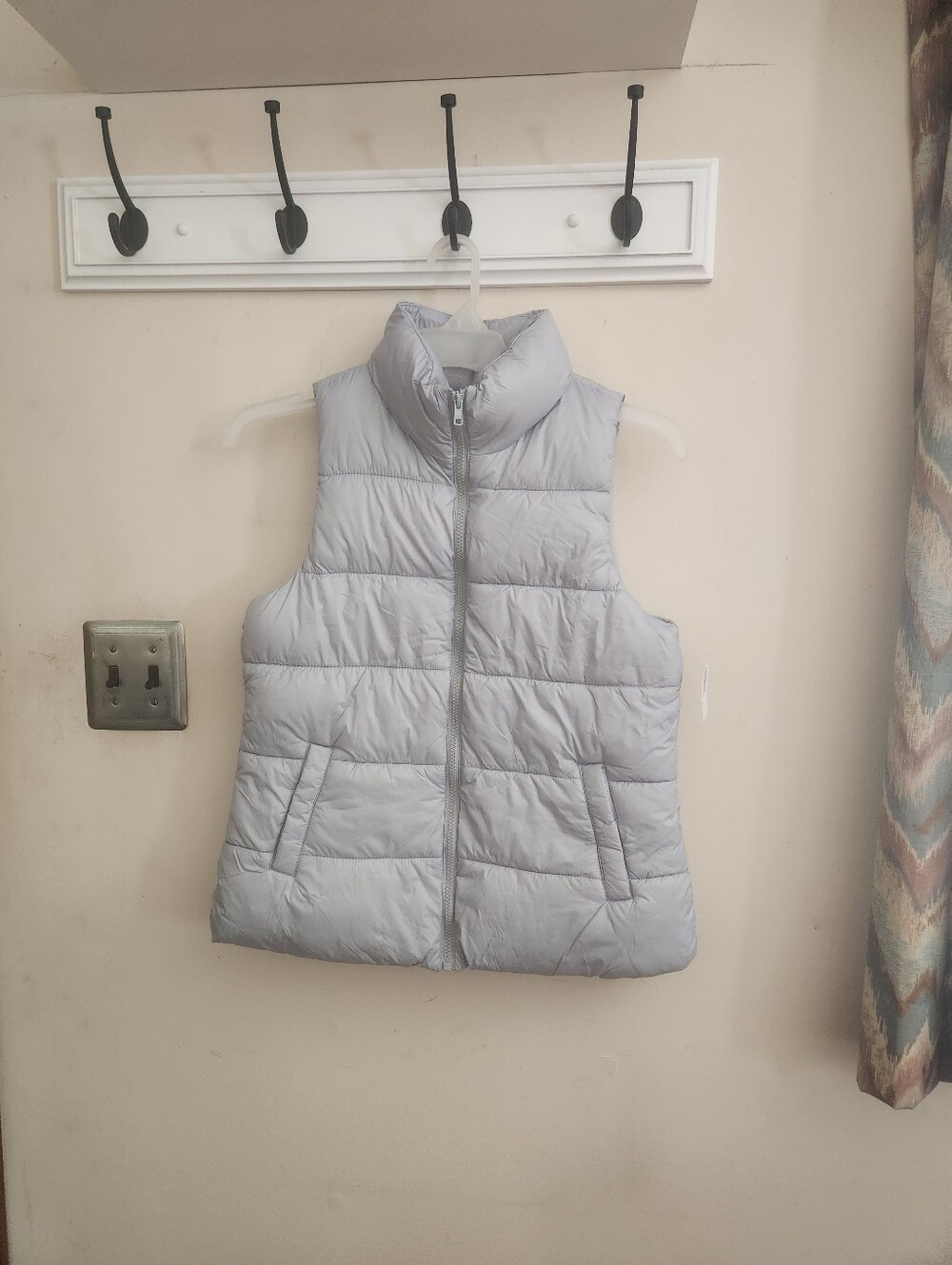 🎉 NWT Light Bluish Gray Winter Vest